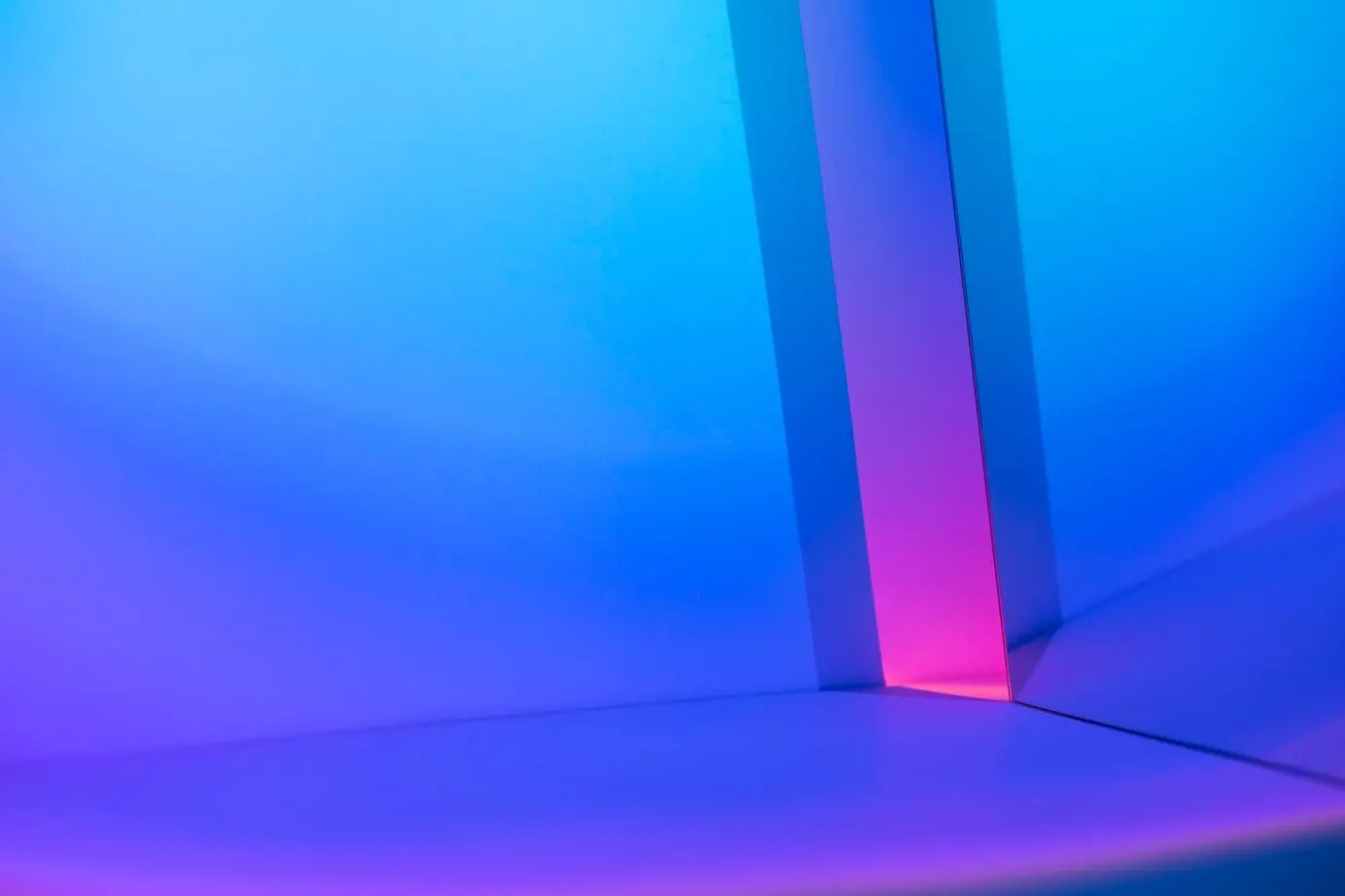 Aesthetic background with the light of a sunset projector lamp